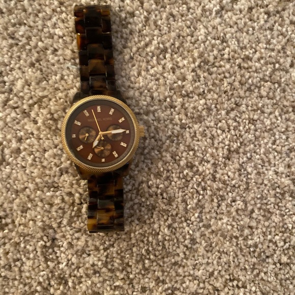 Michael Kors Watch - Picture 2 of 4